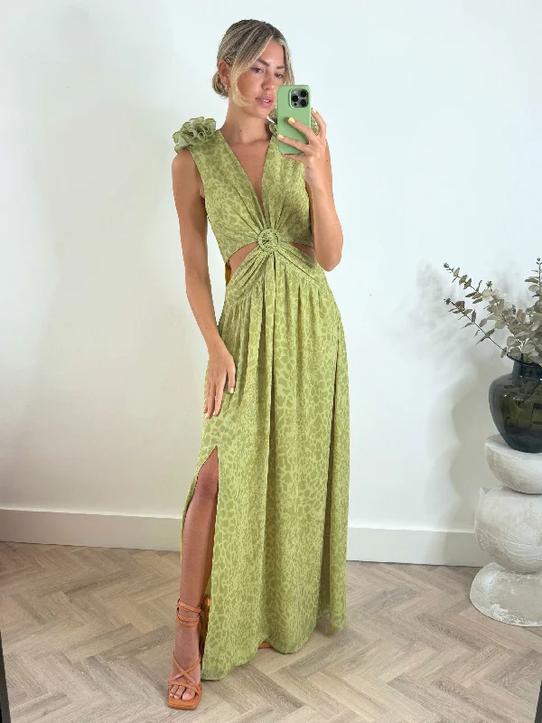 Layla Maxi dress with shoulder corsage / Green Animal Fashionable Chiffon Tiered Maxi Dress Layla Maxi dress with shoulder corsage / Green Animal Fashionable Chiffon Tiered Maxi Dress